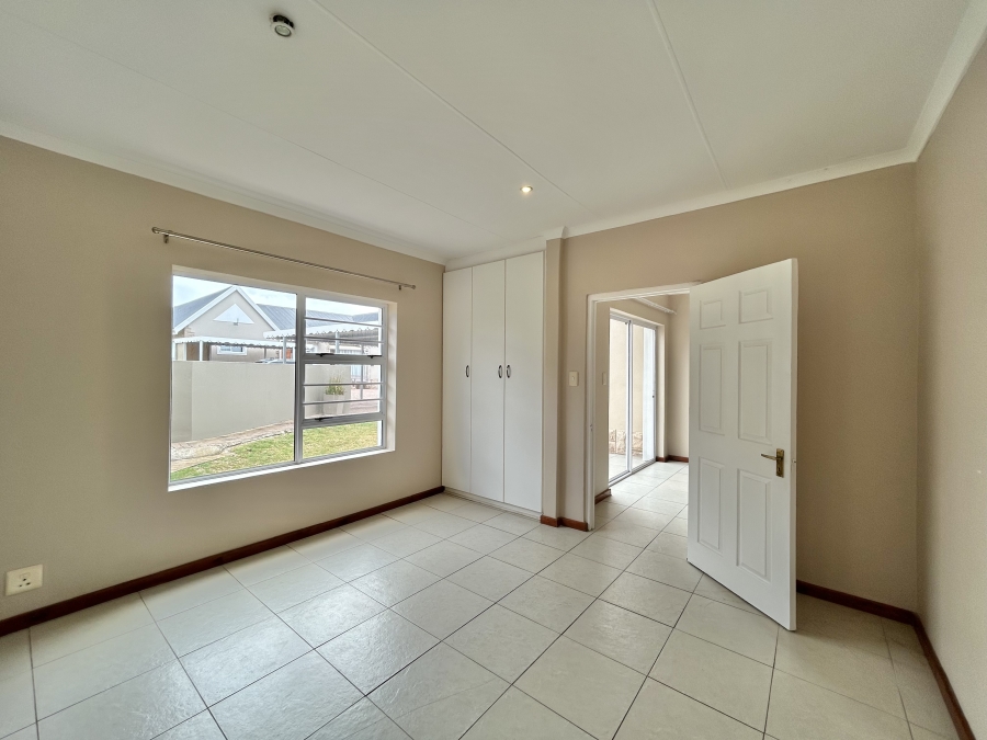 3 Bedroom Property for Sale in Marina Martinique Eastern Cape